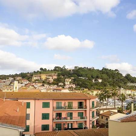 Quadri Azzurro Apartment *