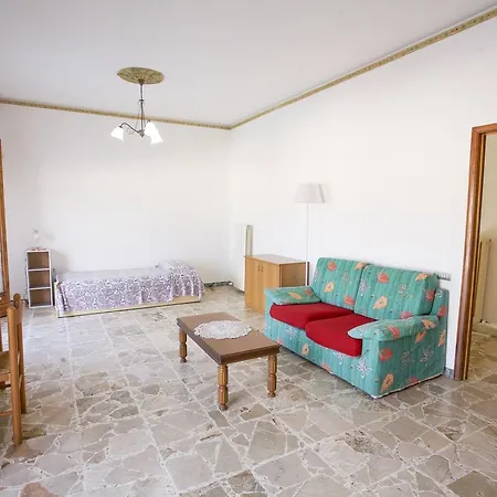 Quadri Azzurro Porto Azzurro